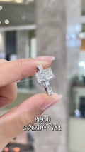 3CT Radiant Cut Diamond Engagement Ring | Pt950 Platinum D Color VS1 Clarity | Three Stone Baguette Side Stone Ring for Wedding & Proposal 3克拉雷迪恩切工钻戒 Pt950铂金D色VS1净度 三石款梯方副钻求婚订婚戒指