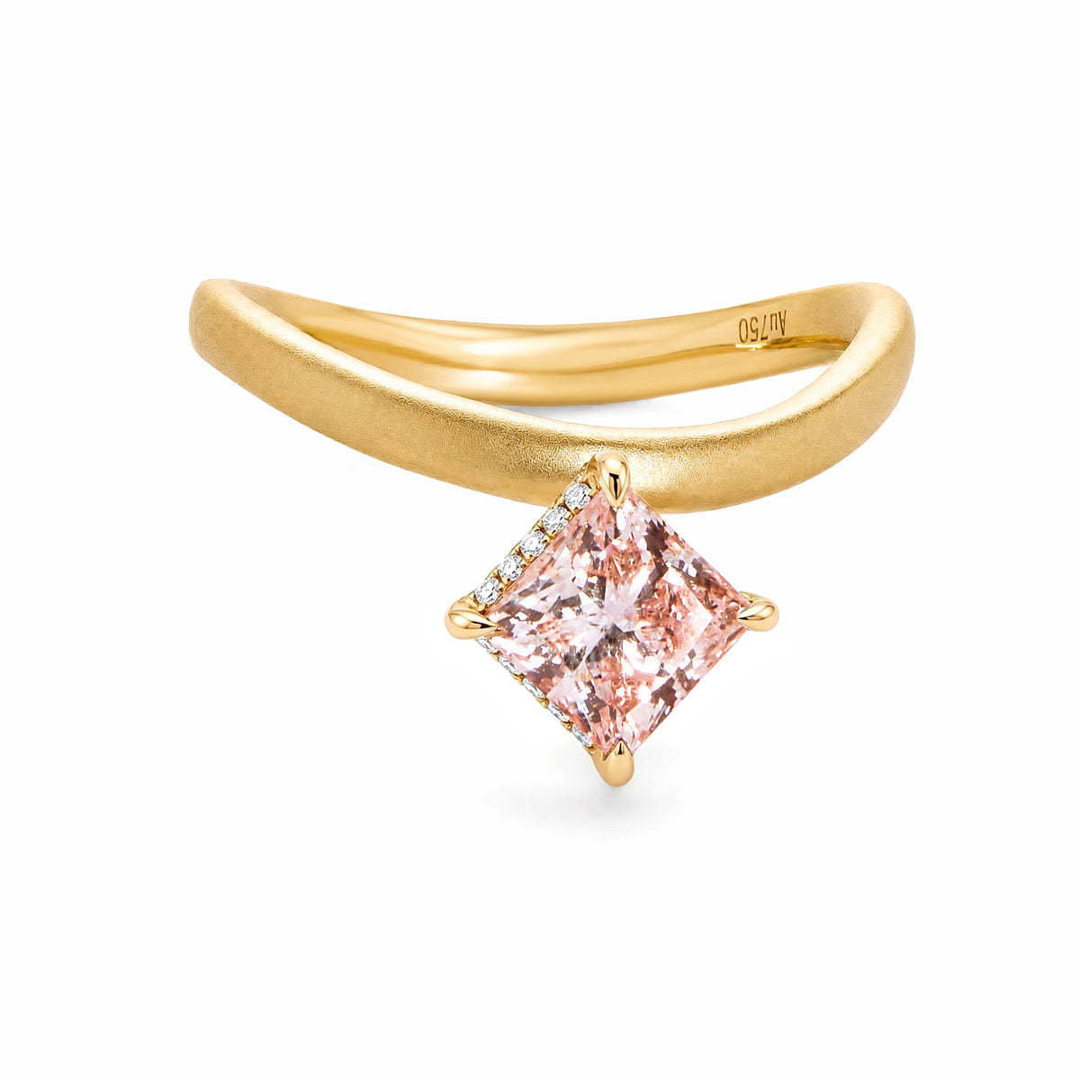 18K Yellow Gold Princess‑Cut Pink Lab‑Grown Diamond Ring, Textured Curved Band With Hidden Pave Halo