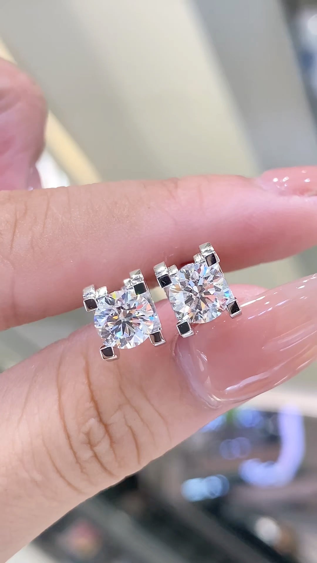Round Brilliant Cut Diamond Stud Earrings with Black Accent Stones | 10K/14K/18K Gold & Platinum | Fashion Daily Wear Jewelry for Party, Event & Gift
