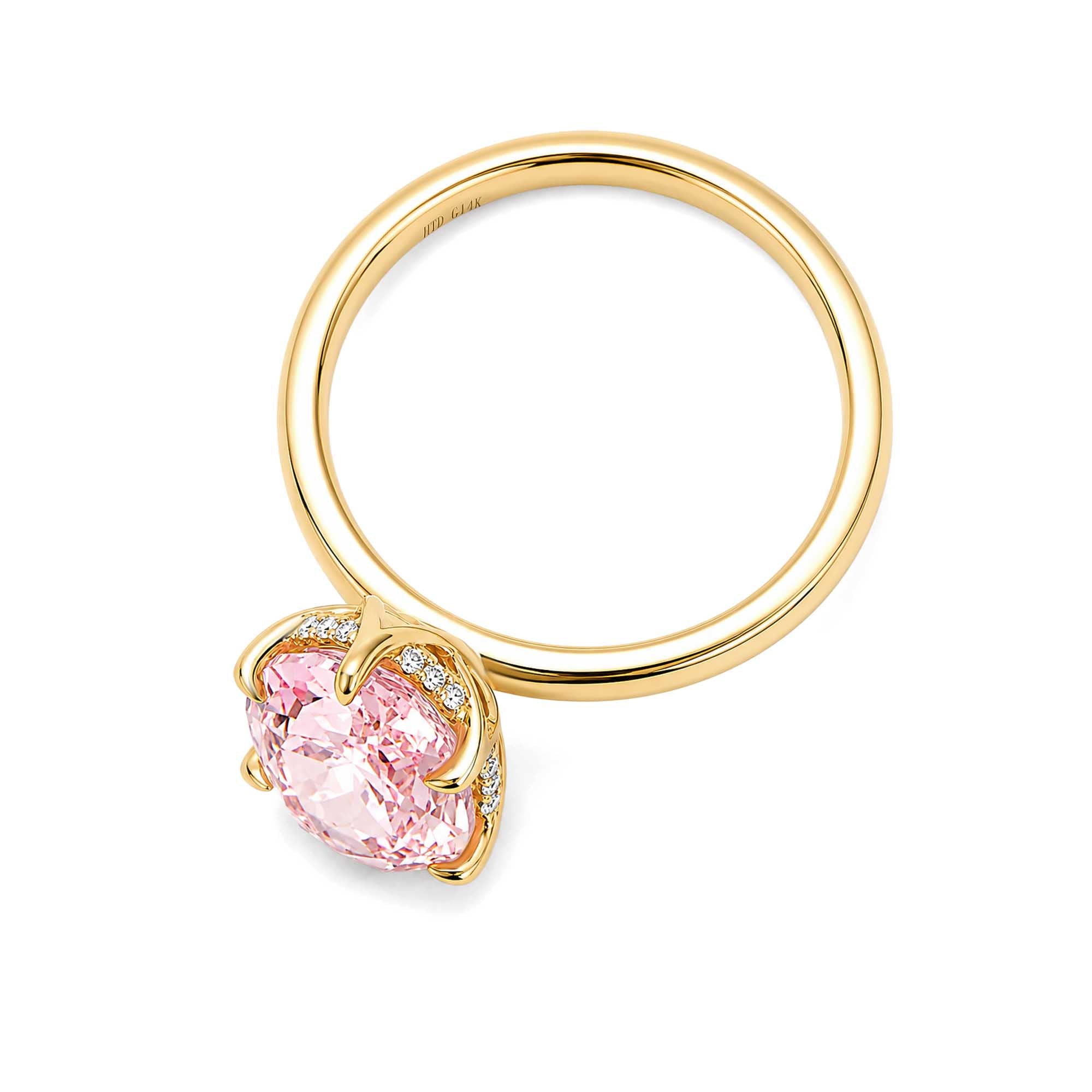 18K Yellow Gold Princess‑Cut Pink Lab‑Grown Diamond Ring, Textured Curved Band With Hidden Pave Halo