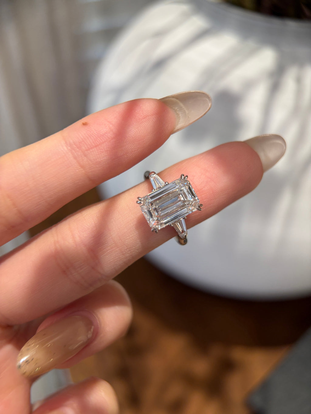 PT950 Lab-Grown Diamond Ring Main Stone D5.09ct Side Stones D0.354ct Total Weight 6.97g