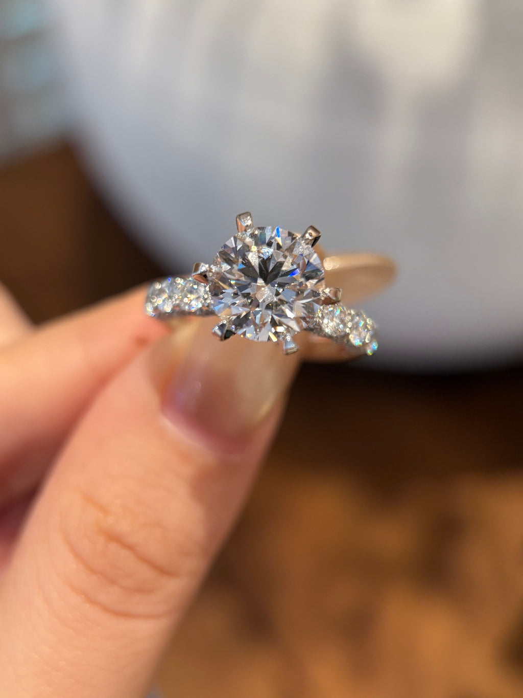 PT950 Lab-Grown Diamond Ring Main Stone D3.33ct Side Stones D1.492ct Total Weight 7.16g