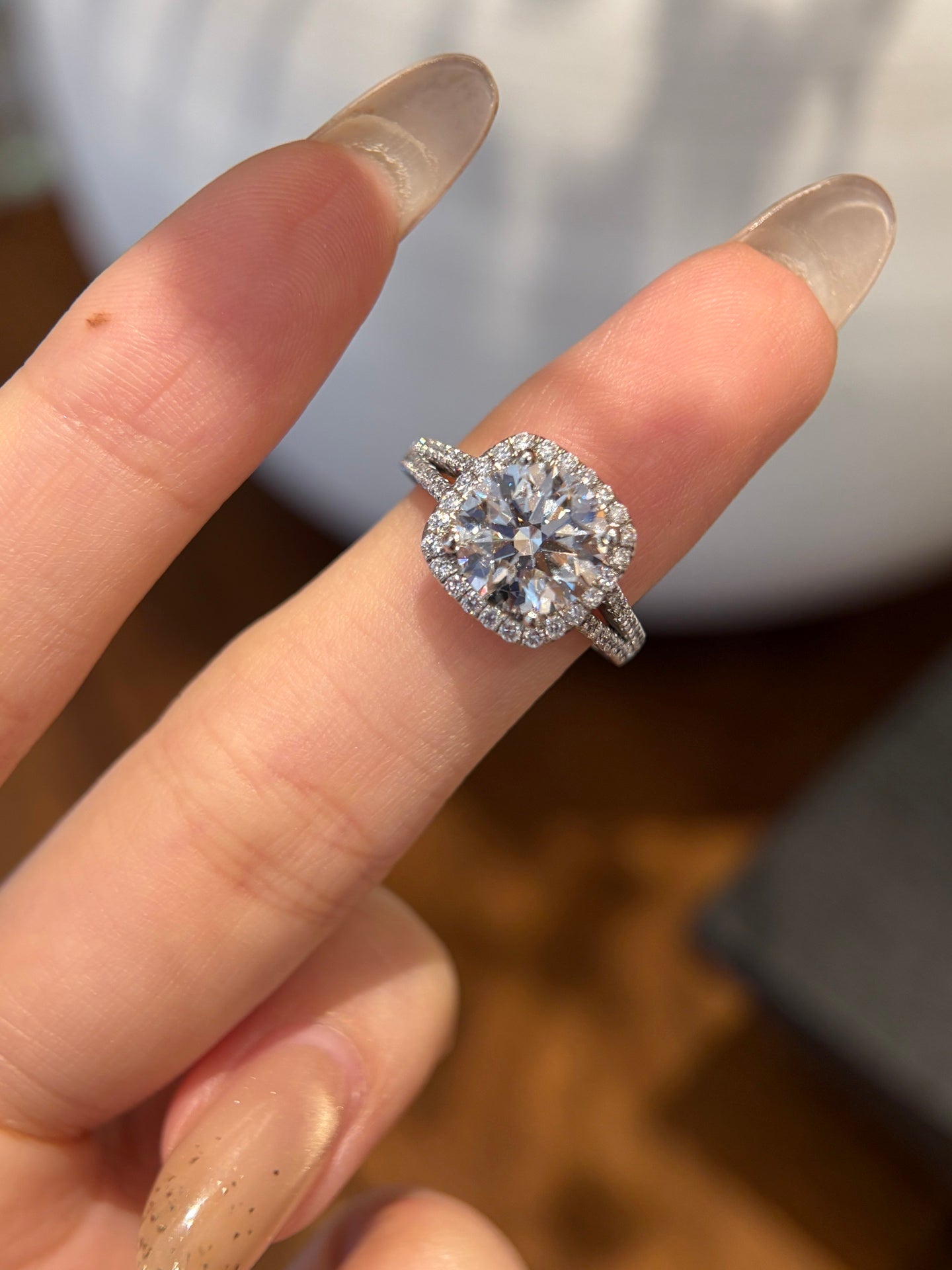 PT950 Lab-Grown Diamond Ring Main Stone D3.02ct Side Stones D0.501ct Total Weight 7.18g