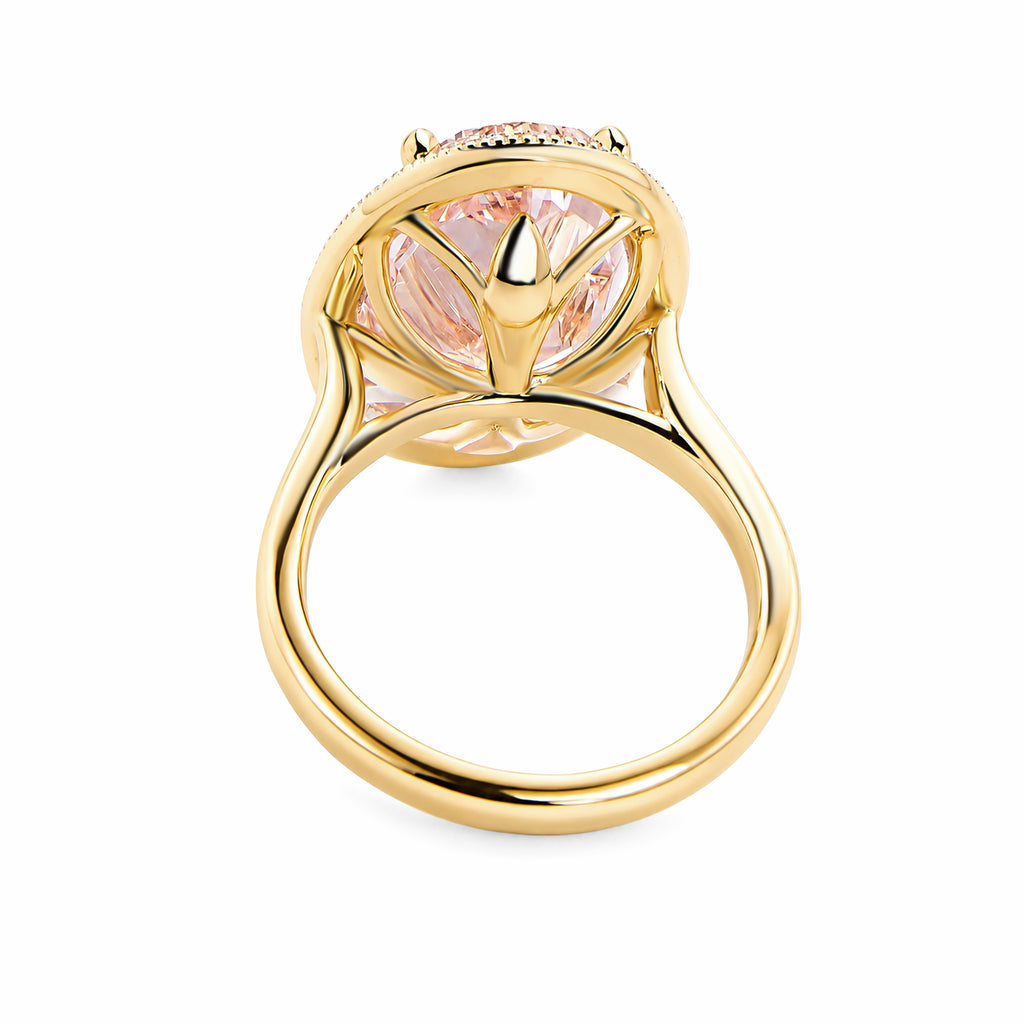 14K Yellow Gold Oval‑Cut Pink Lab‑Grown Diamond Halo Engagement Ring, Milgrain‑Detailed Pavé Halo with Plain Shank