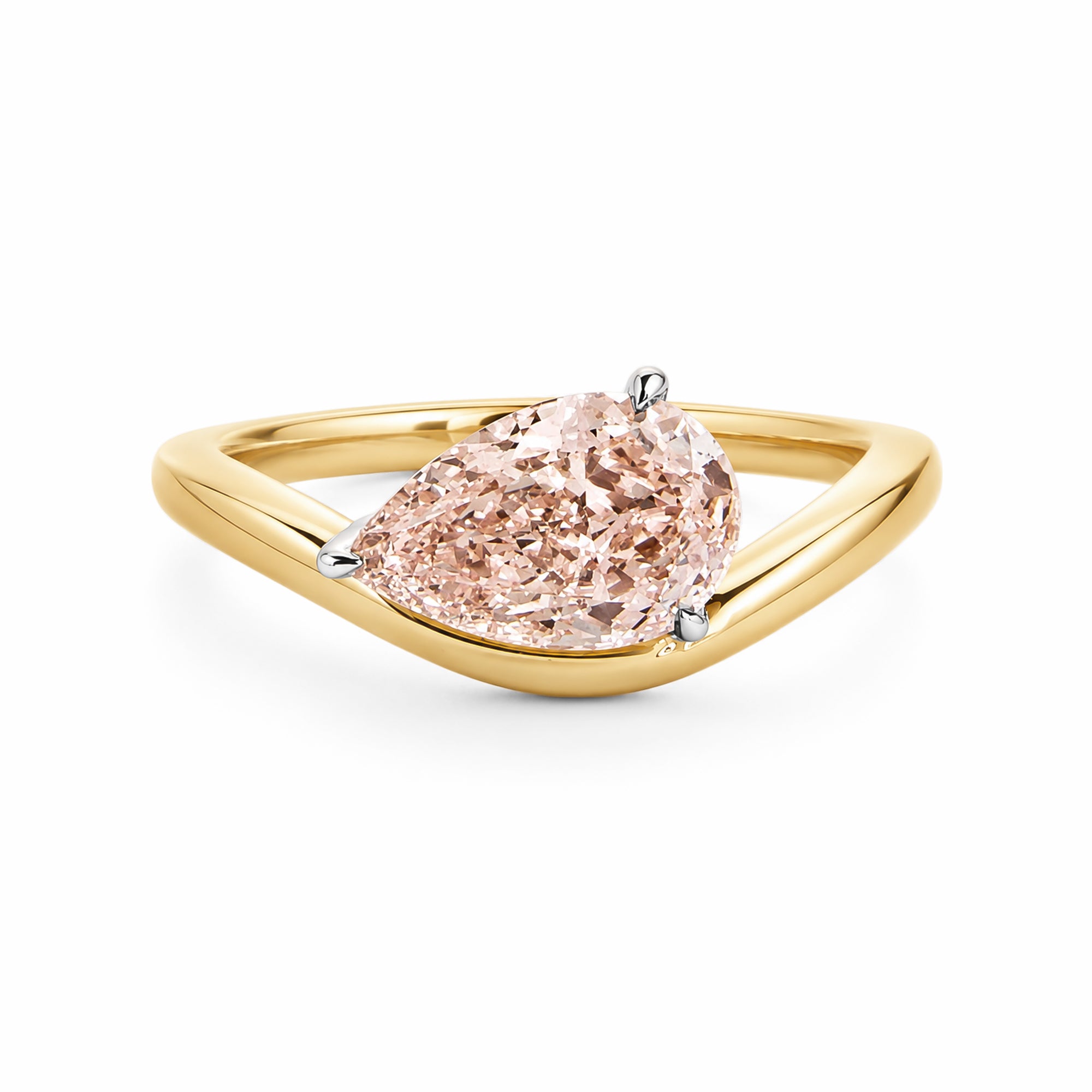 14K Yellow Gold Pear‑Cut Pink Lab‑Grown Diamond Solitaire Ring with Curved V‑Shaped Shank